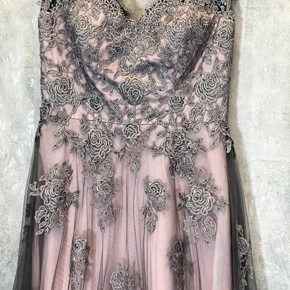 COPY - LA FEMME NWT Women's Pink/Grey Jewel Embellished Floral Lace Mesh A-Line… - Picture 6 of 13